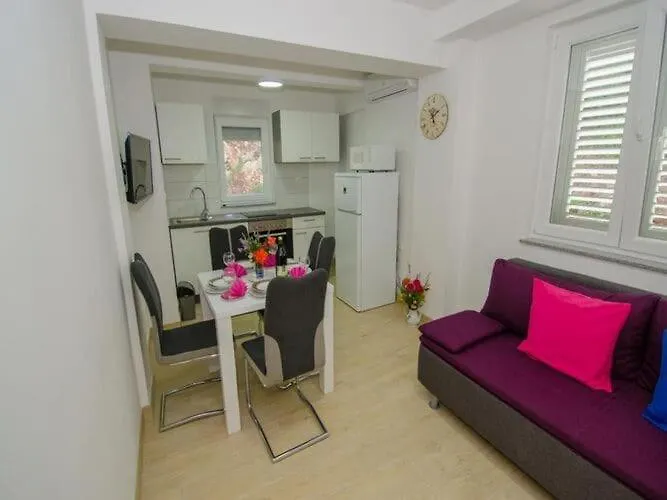 Vesela - Premium One Bedroom With Terrace And Partial Sea View Apartamento