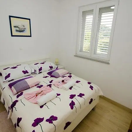 Vesela - Premium One Bedroom With Terrace And Partial Sea View Διαμέρισμα *